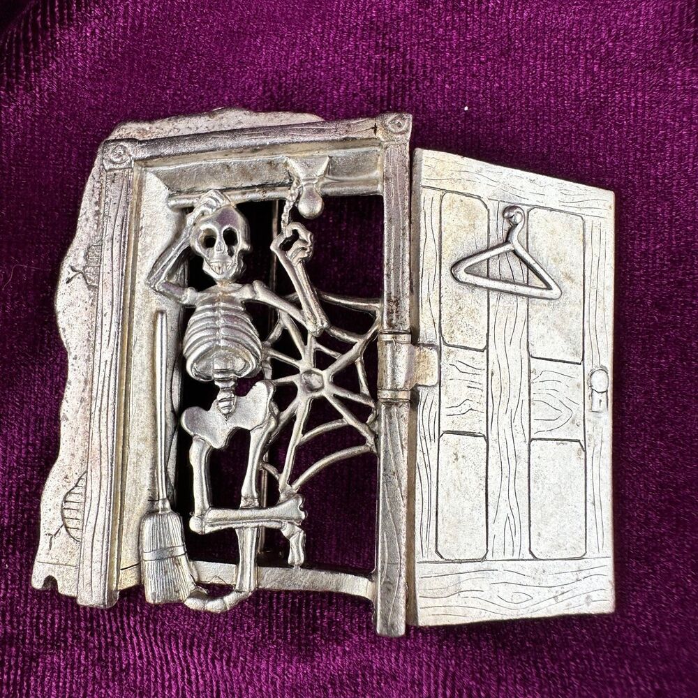 Vintage Skeleton Behind Door Brooch Pin Silver Tone Halloween Spooky Creepy